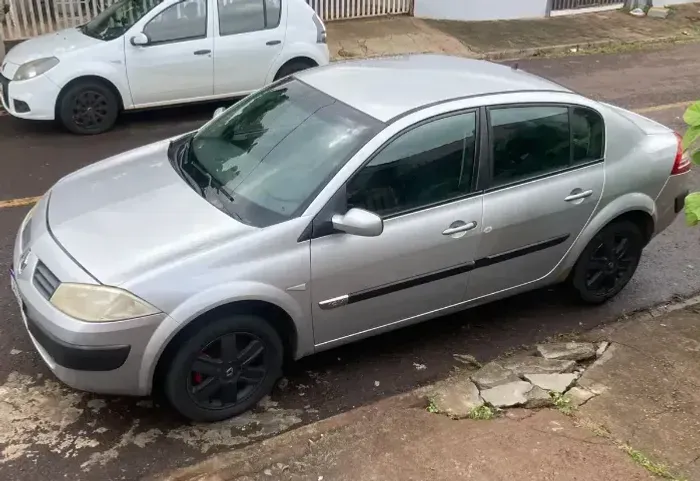 Renault Megane Grand Tour Dynam. Hi-flex 1.6 16V 2010