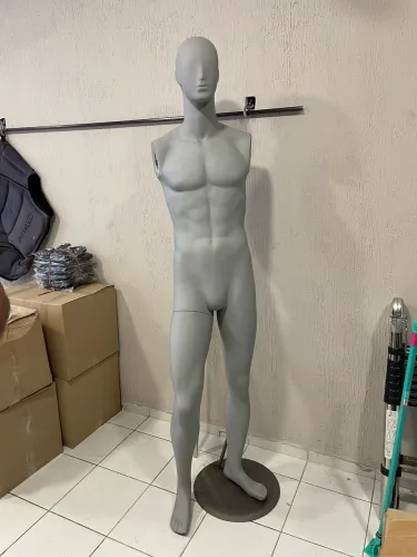 Manequim em fibra de alta qualidade