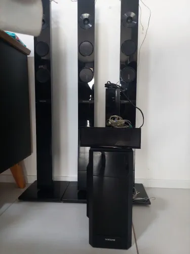 Caixas de som home theather