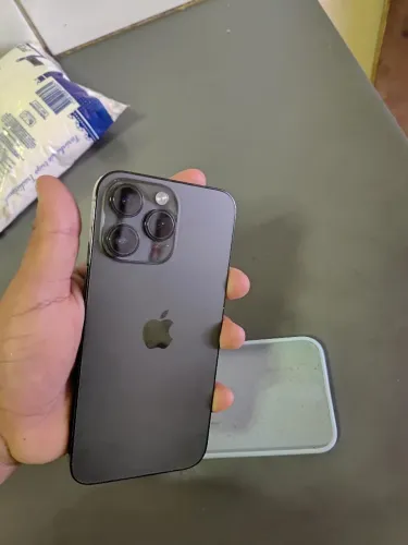 Troco por um 13 pro Max mais volta da pessoa
