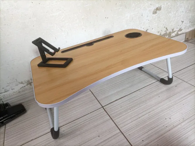 MESA PORTÁTIL + SUPORTE PARA CELULAR DOBRAVEL