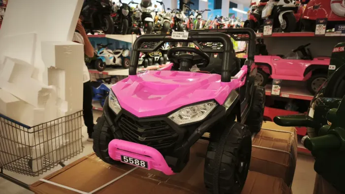 Carro elétrico infantil