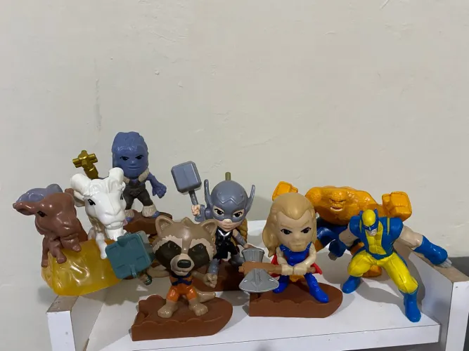 Brinquedos Thor Amor e trovão,Wolverine e Coisa 