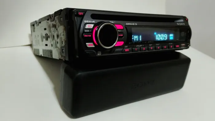 CD Player Sony Xplod CDX-GT417UX C/ USB