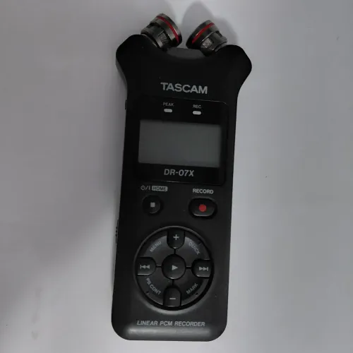 Gravador Profissional Tascam - Dr07x Microfone condensador