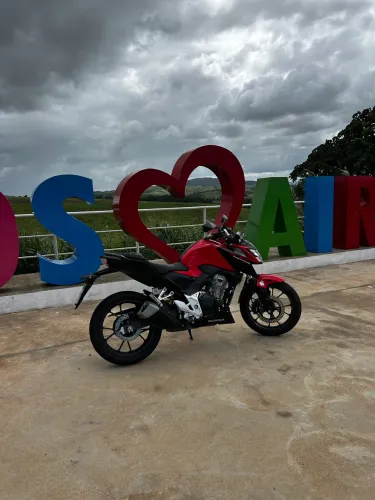 CB Twister 300 F