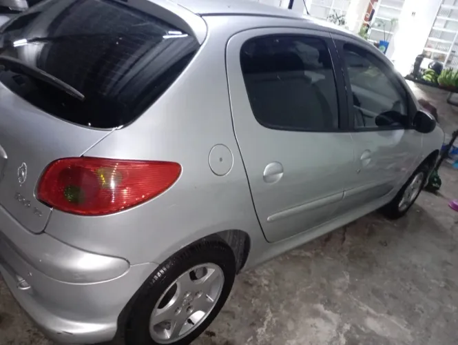 Peugeot 206 Feline 1.4/ 1.4 Flex 8V 5P 2005
