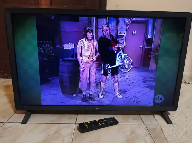 Vendo TV LG 32 polegadas ótimo estado