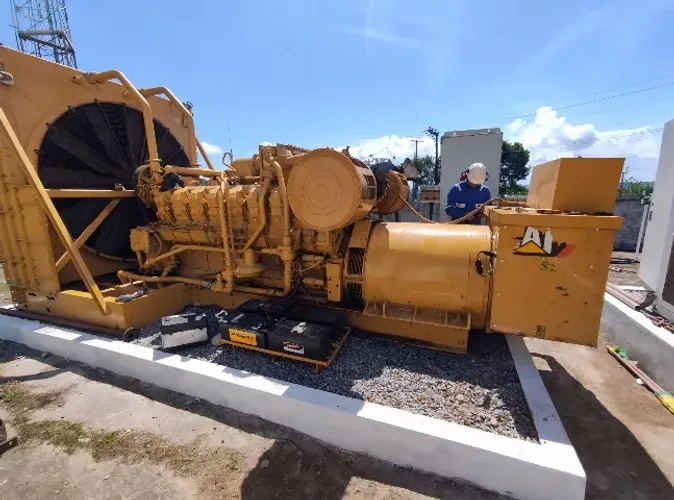 Gerador a Gás Caterpillar G3512 - 965 kVA / 880 kW