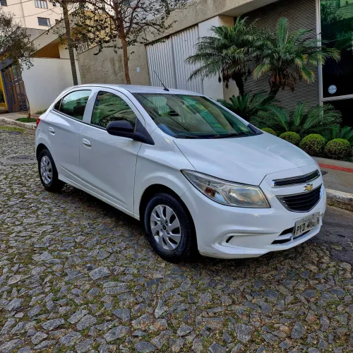 Chevrolet Onix Hatch LT 1.0 8V Flex Power Mec. 4P 2016