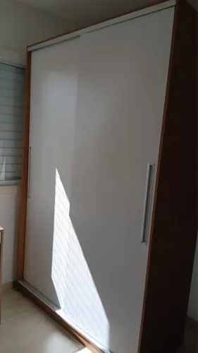 Vendo armário 