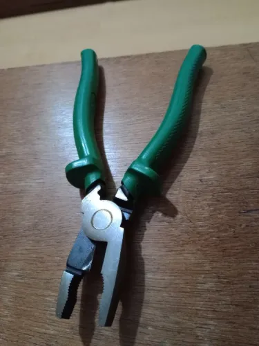 Alicate tesoura Sata 8"