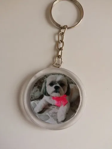 Chaveiros e imãs personalizados
