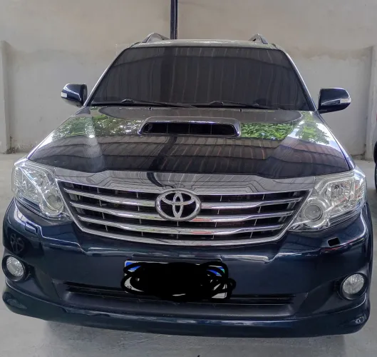 Toyota Hilux SW4 SRV D4-d 4X4 3.0 TDI Dies. AUT 2012
