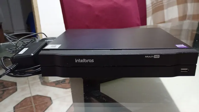 STAND ALONE DVR INTELBRAS 16 CANAS MHDX 1116 SEMI NOVO HD 500 GB PERFEITO FUNCIONAMENTO