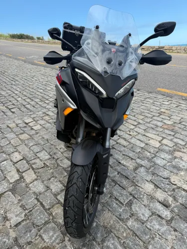 Multistrada V4 Rally 25/25 3.400km