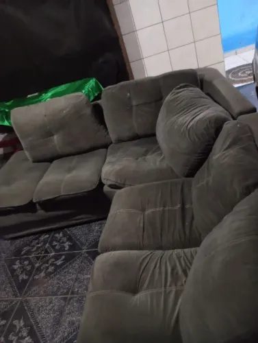 Sofá semi novo 
