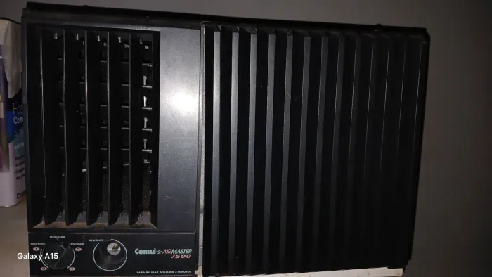 Ar Condicionado Consul 7500 de imbutir parede. Gela rápido