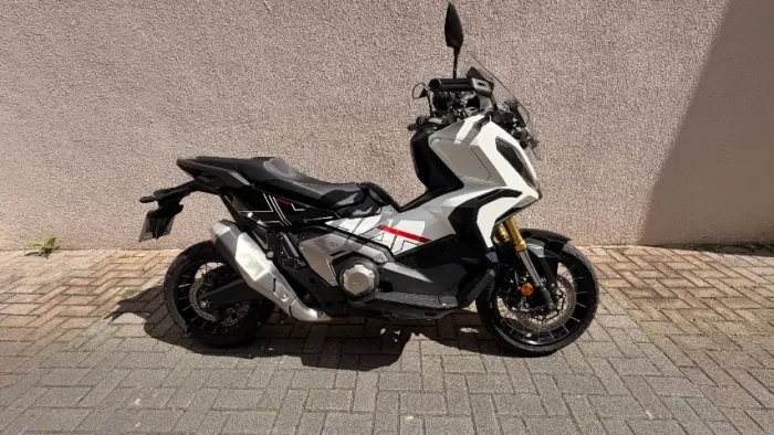 Honda X-ADV 750 - 2024 R$ 83.990,00