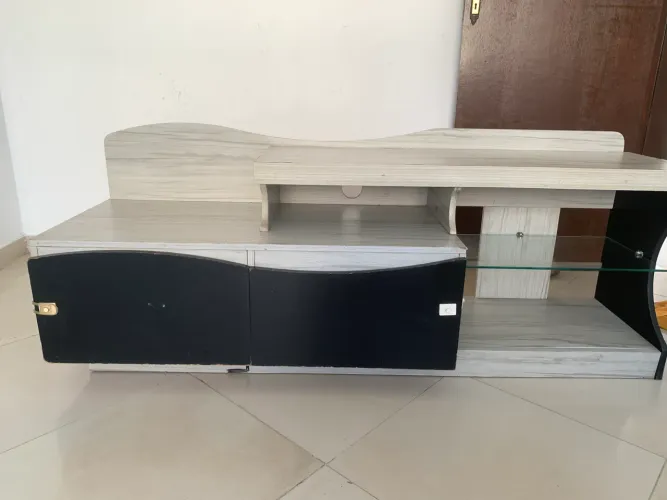 Rack para TV com Prateleira de Vidro e Gavetas - Ótimo Custo-Benefício!