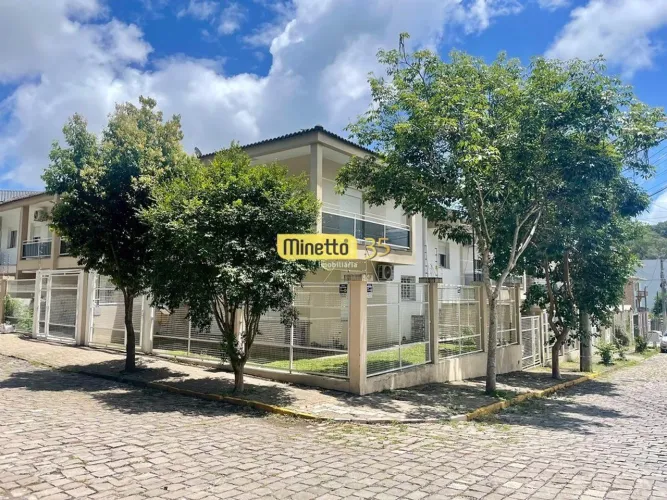 VENDA - SOBRADO EM ANA RECH/ VILLA ALPINA