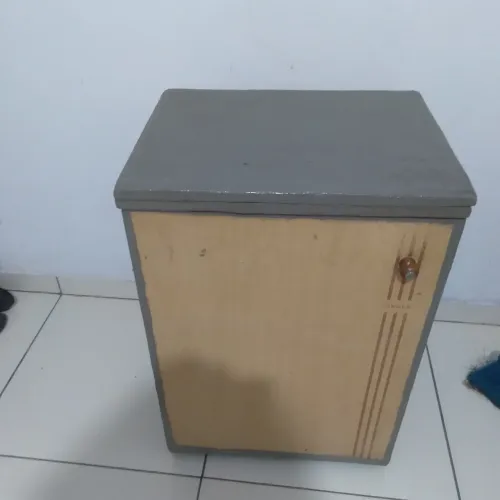 Gabinete de máquina de costura 