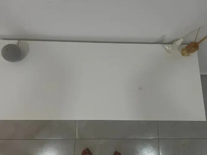 Mesa branca 120 × 60