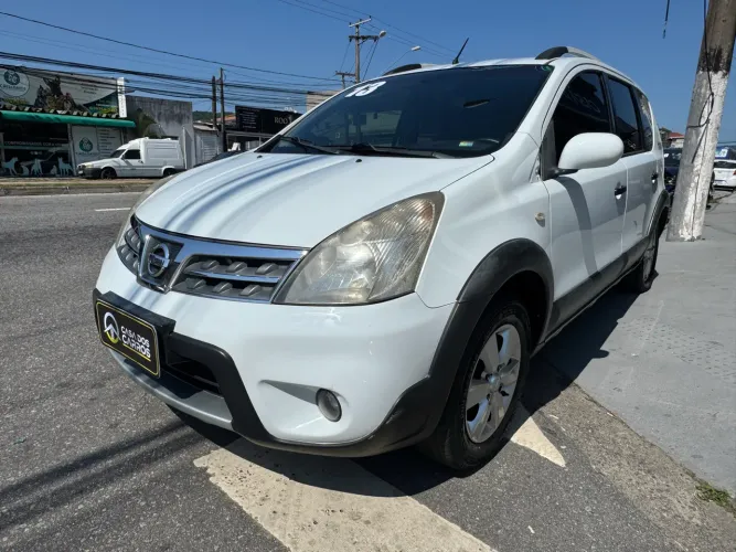 Nissan Livina X-gear Sl/X-gear 1.8 Flex F. Aut. 2013