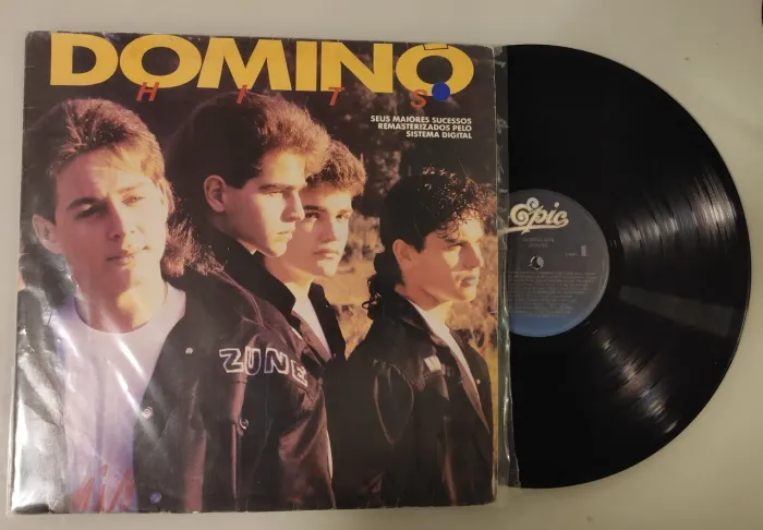 LP Dominó Hits