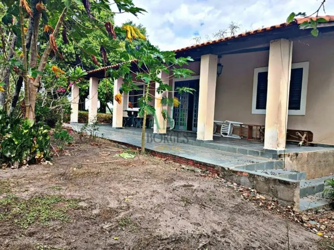 Sítio localizado em Conchas