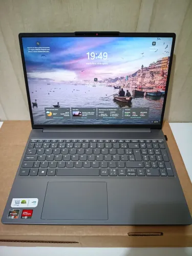 Notebook Lenovo IdeaPad Slim 3 Ryzen 7 8GB RAM 512GB SDD Windows 11