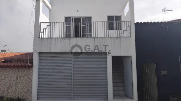 Kitnet para locação na Vila Augusta, Sorocaba-SP: 1 quarto, 1 sala, 1 banheiro, 52m² de ár