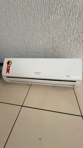 Ar condicionado Mideia INVERTER 9000BTUS-  Classe A.