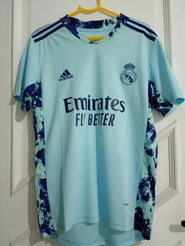 Camisa versão jogador Real Madrid P