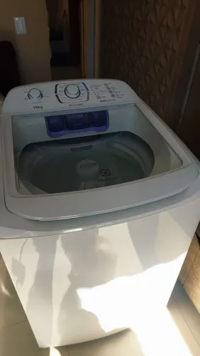 Máquina de lavar roupa Electrolux 16kg