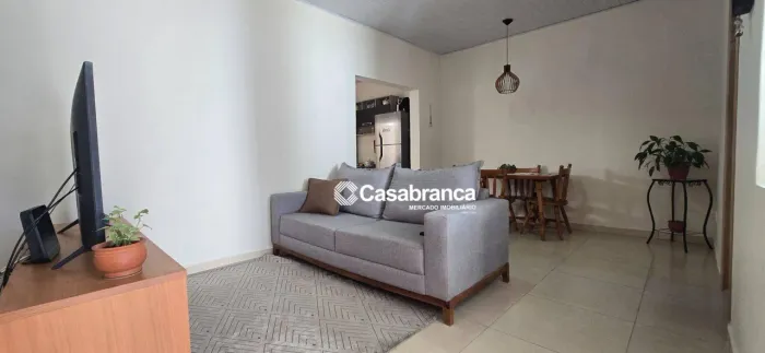 Casa com 02 quartos à venda na Vila Progresso em Sorocaba/SP.