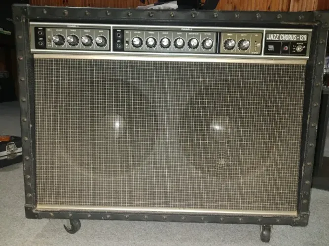Amplificador Jazz Chorus 120, em perfeito estado. Tudo Ok. 