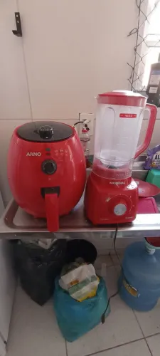 Kit liquidificador+ Air Fryer 1 Mês de uso!