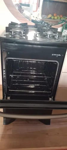 Vende se fogão eletrolux
