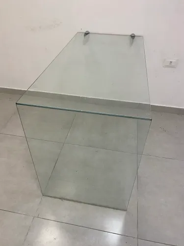 Mesa de vidro e Quadro de vidro