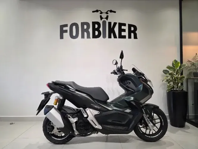 Honda ADV 150 2024- Vendida