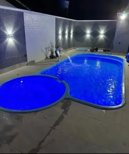 Piscina de Fibra Completa Direto da Fábrica