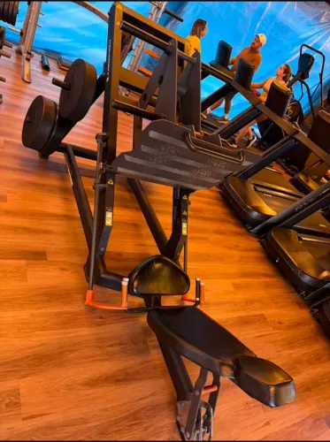 Leg Press 45° Movement Linha Edge