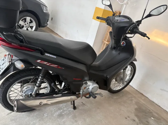 Honda Biz  ! SUPER CONSERVADA !