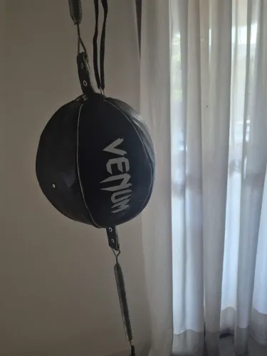 Bola de teto Venum