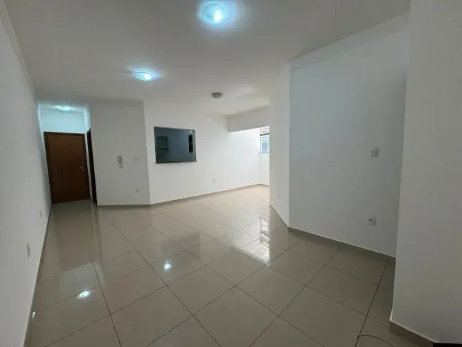 Apartamento locação -102m² - 3 quartos - 2 banheiros - 2 Vagas de garagem - Residencial Am