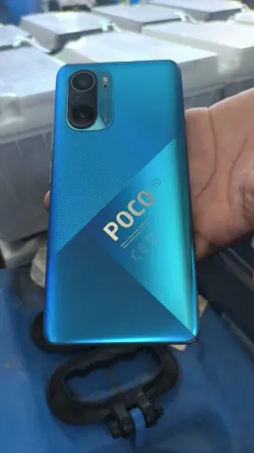 vendo poço F3 128GB