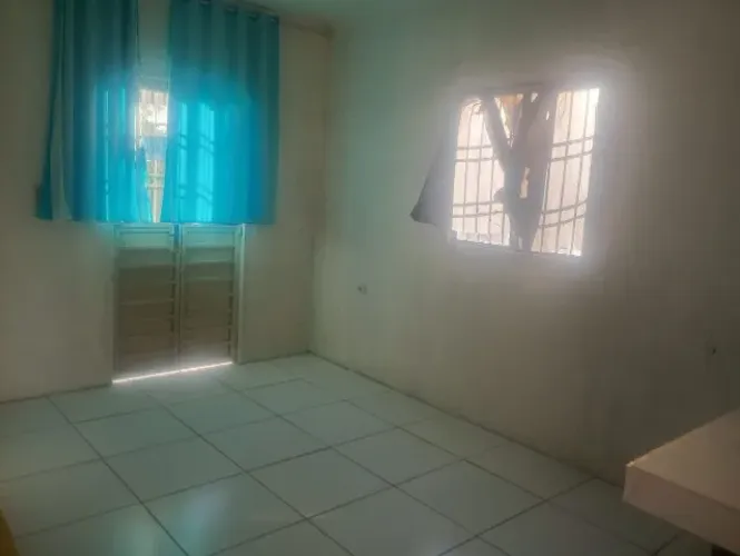 Sítio em Lajedo PE medindo 550m² com casa pronta para morar. 
