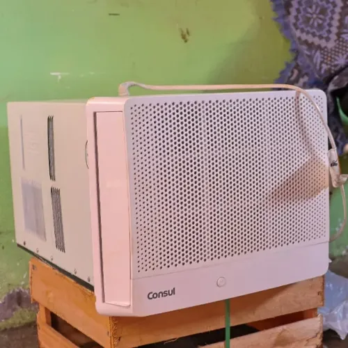 Ar Condicionado Janela 12000 BTUs 110V