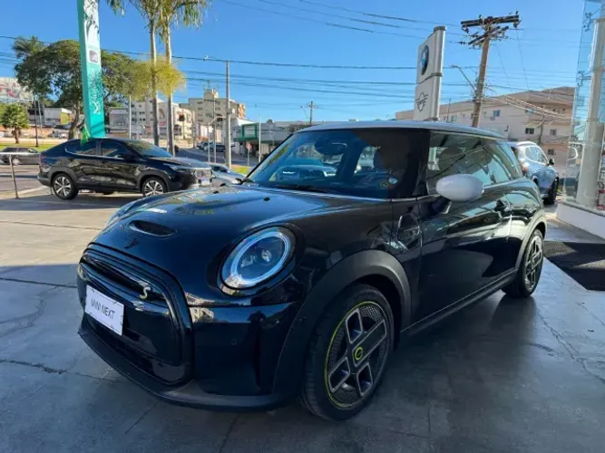 Mini Cooper SE Exclusive 3P (elétrico) 2024